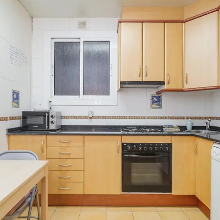Guestready - Comfortable Retreat Next To The Appartement Barcelone